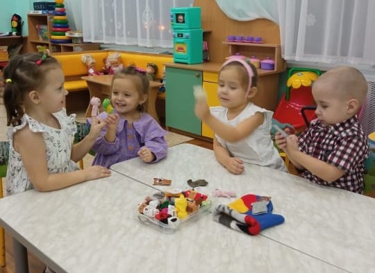 Пальчиковый театр Пальчиковый театр.